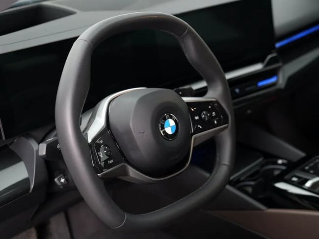 BMW 5 Series EXECUTIVE, миниатюра 30