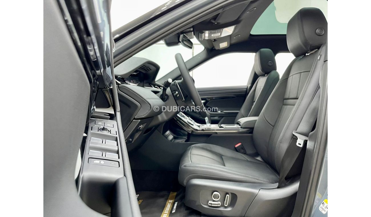 لاند روفر رانج روفر إيفوك 2023  Range Rover Evoque R-Dynamic, Range Rover Warranty-Service Contract-GCC