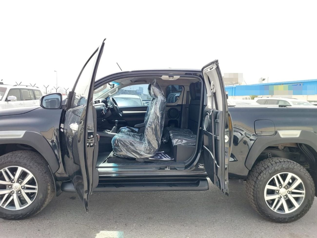 تويوتا هيلوكس 2017 TOYOTA HILUX SMART CAN RIGHT HAND DRIVE DIESEL MANUAL(PM21084)