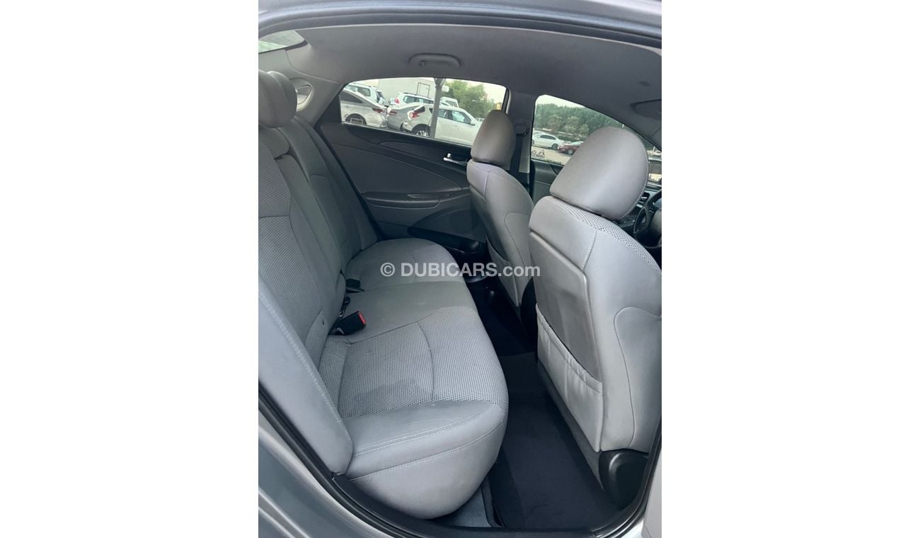 Hyundai Sonata GL