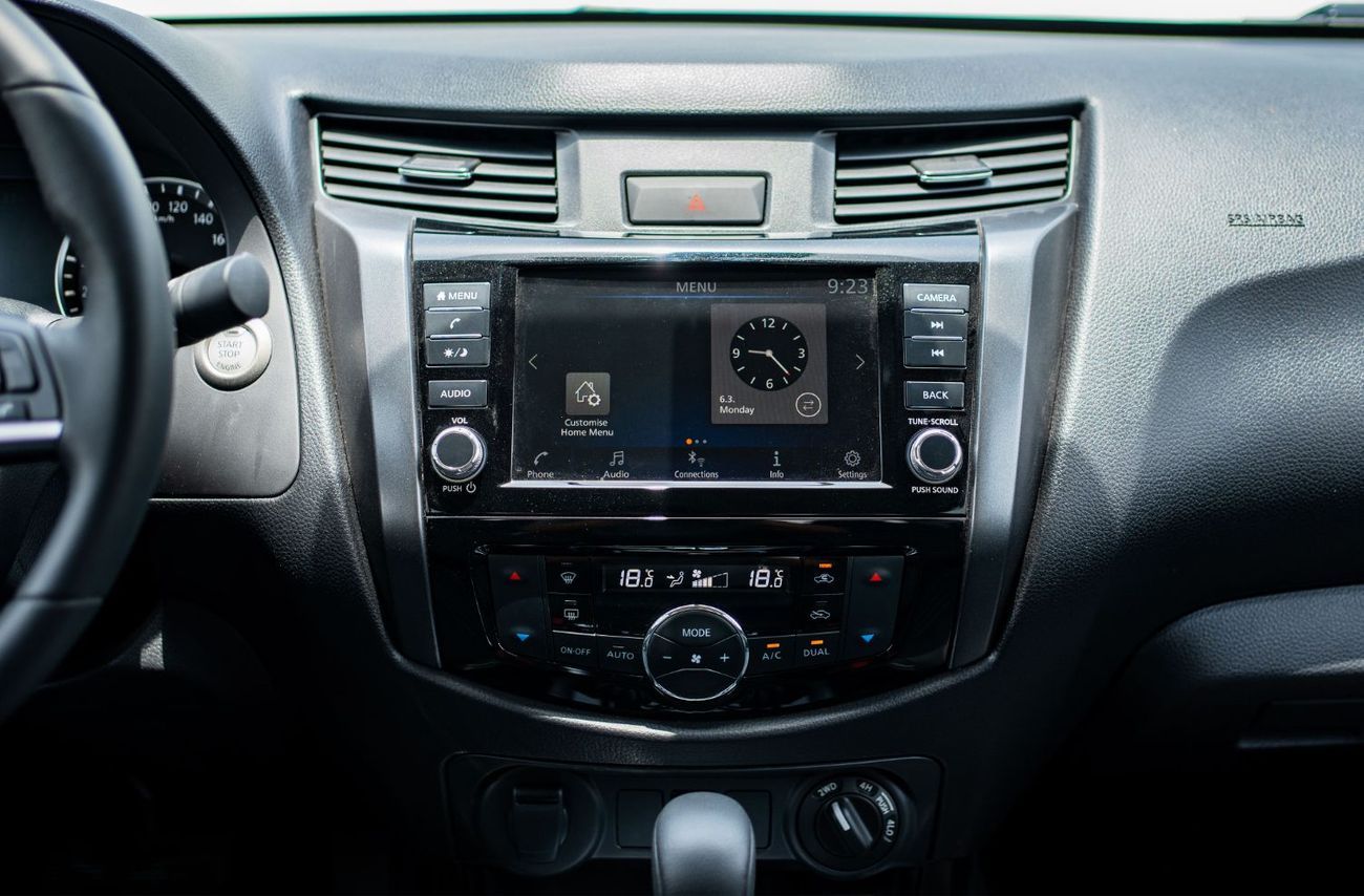 نيسان نافارا 2025 Nissan Navara Pro-4X 2.5L AT Diesel (Gray)