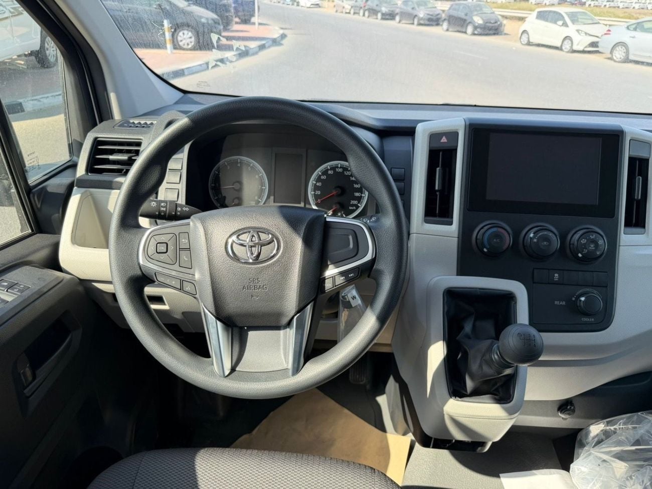 Toyota Hiace GL Hiace cargo,automatic, 3.5L , 3seats