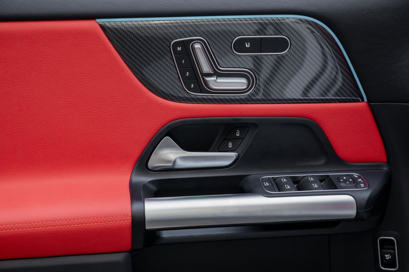 Mercedes-Benz GLA 35 AMG GLA 35 AMG | 4,211 P.M | 0% Downpayment | AGENCY WARRANTY/SERVICE!