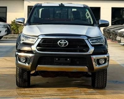 Toyota Hilux SR5