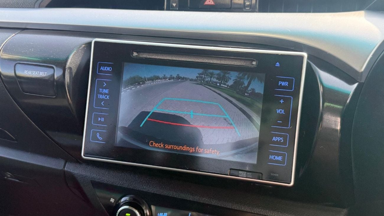 تويوتا هيلوكس SR5 Export from Australia