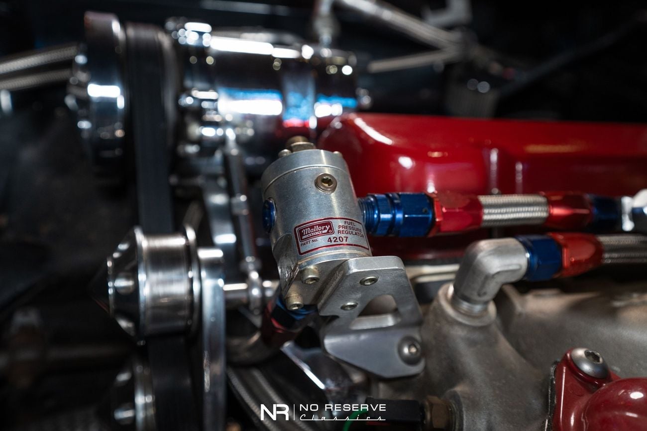 شيفروليه كورفت ZZ502 6 Speed Widebody Restomod