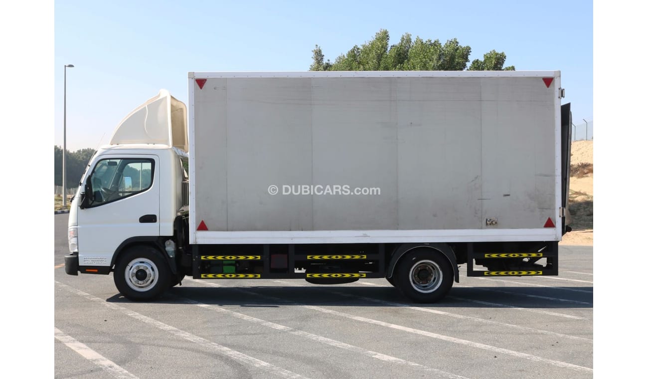ميتسوبيشي فوسو كانتير 2017 | FUSO CANTER INSULATED BOX 4 TON M/T DIESEL WITH GCC SPECS AND EXCELLENT CONDITION