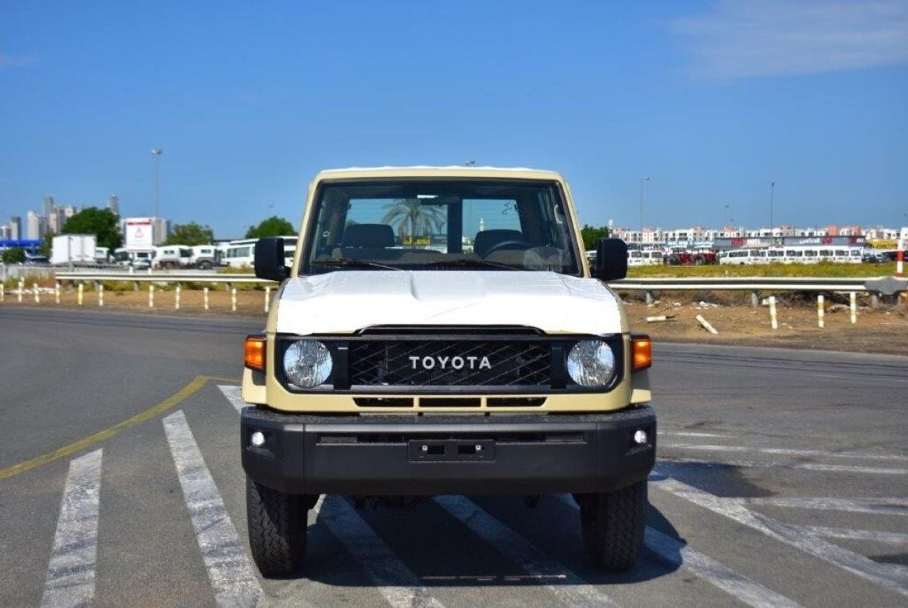 تويوتا لاند كروزر 70 71 SWB V6 4.0L PETROL 4WD MT