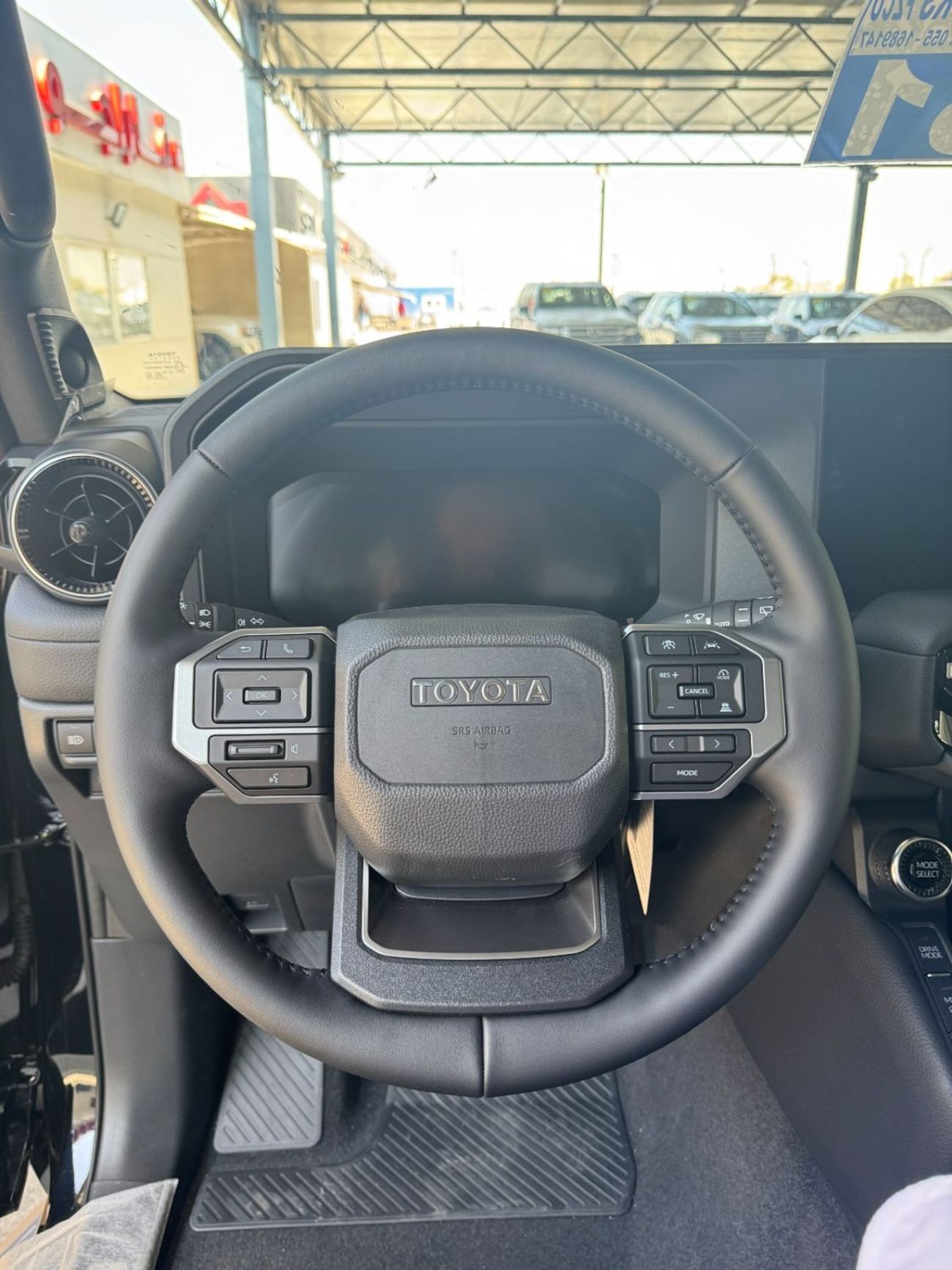 تويوتا برادو 2.4 TURBO LUXURY PANORAMA FULL **EXPORT ONLY**التصدير فقط خارج الخليج**