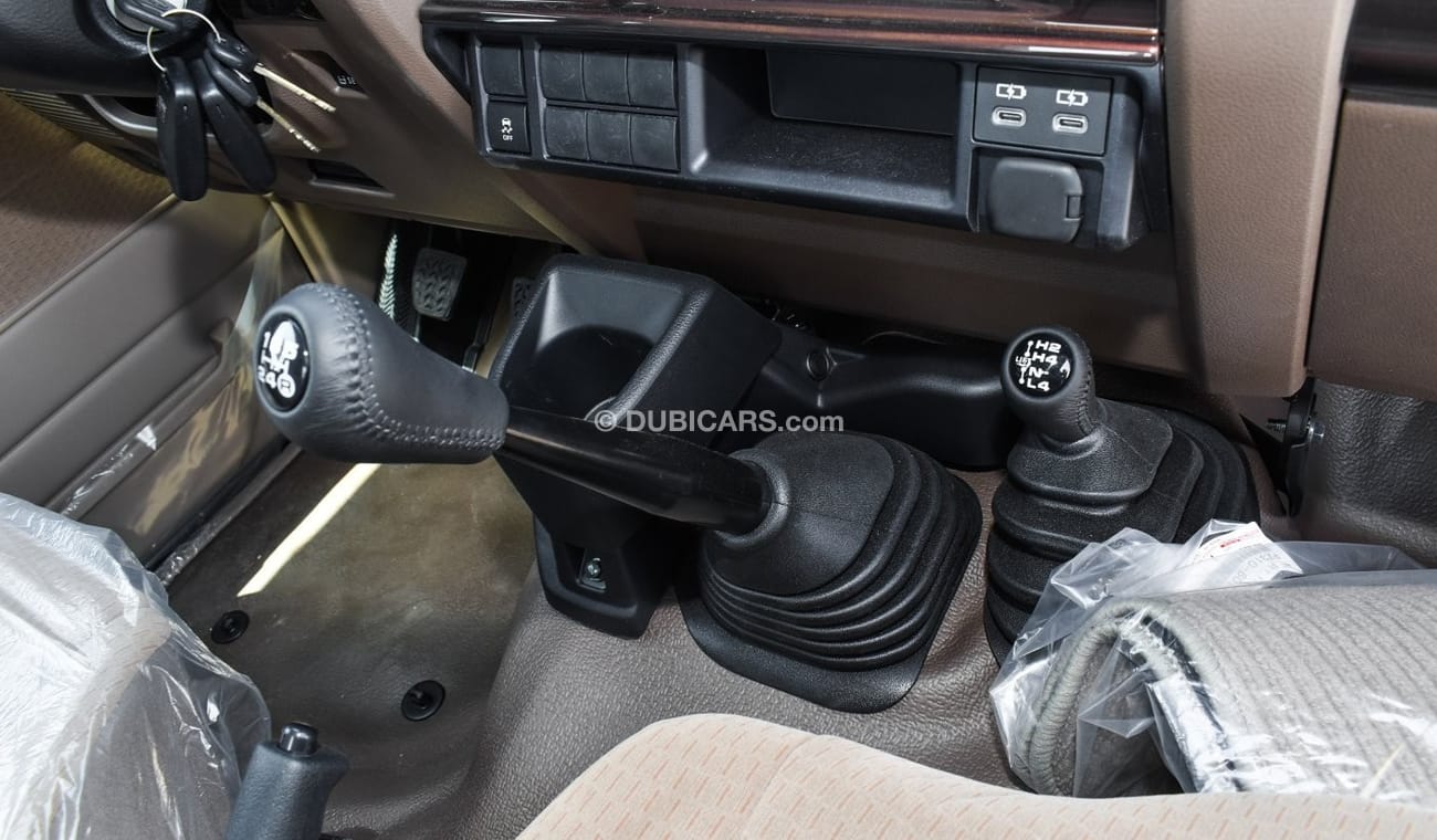 Toyota Land Cruiser Pick Up 4.0L V6 Petrol