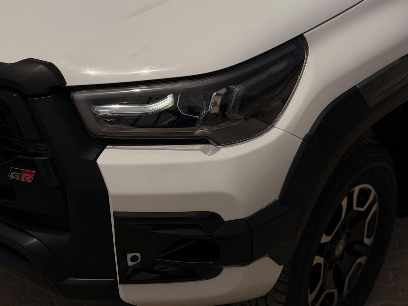 Toyota Hilux ADVENTURE SR5
