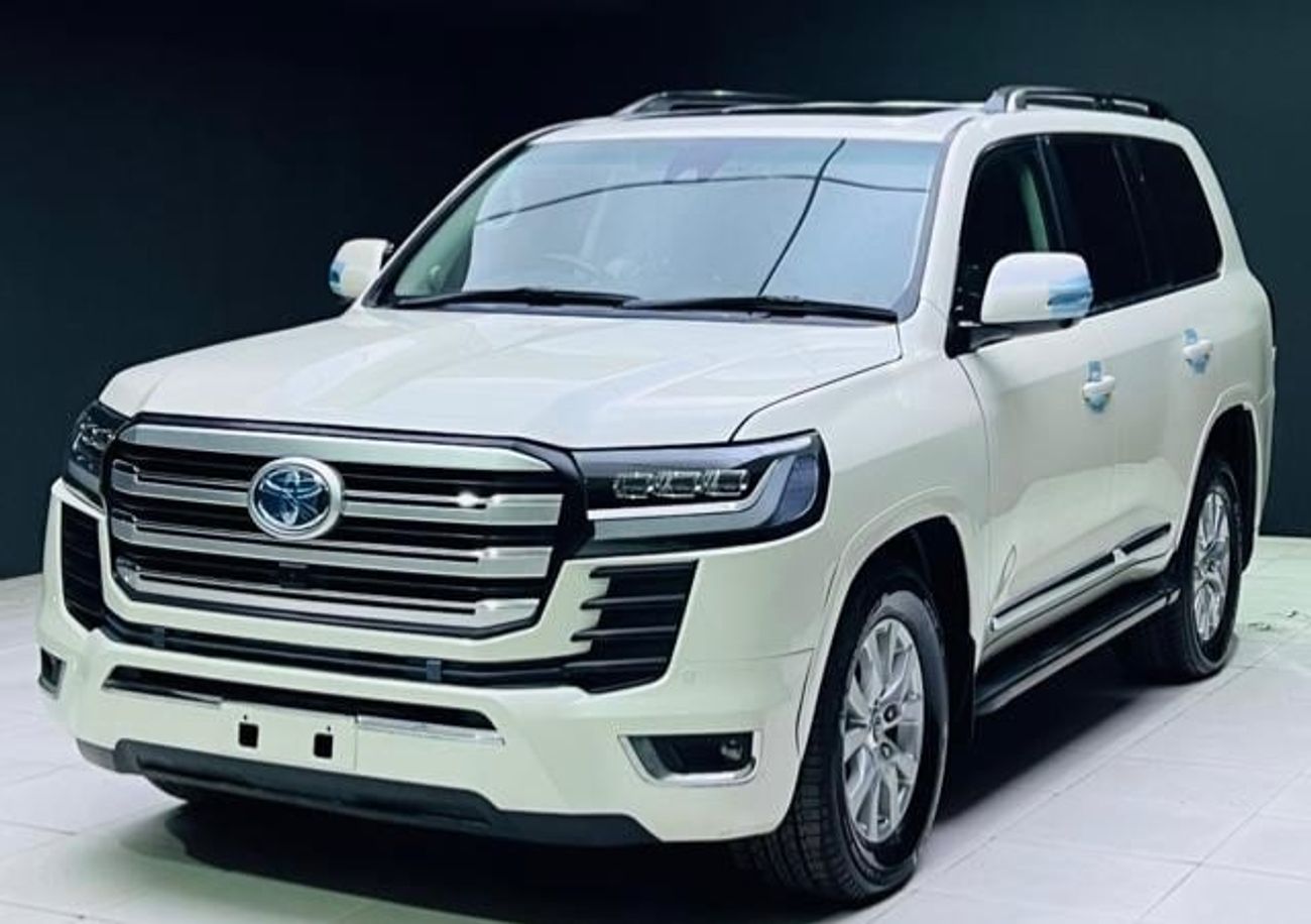 تويوتا لاند كروزر Sahara 2016 Model RHD Diesel Engine Full Option Facelift to LC300 2024 Very Clean And Perfect