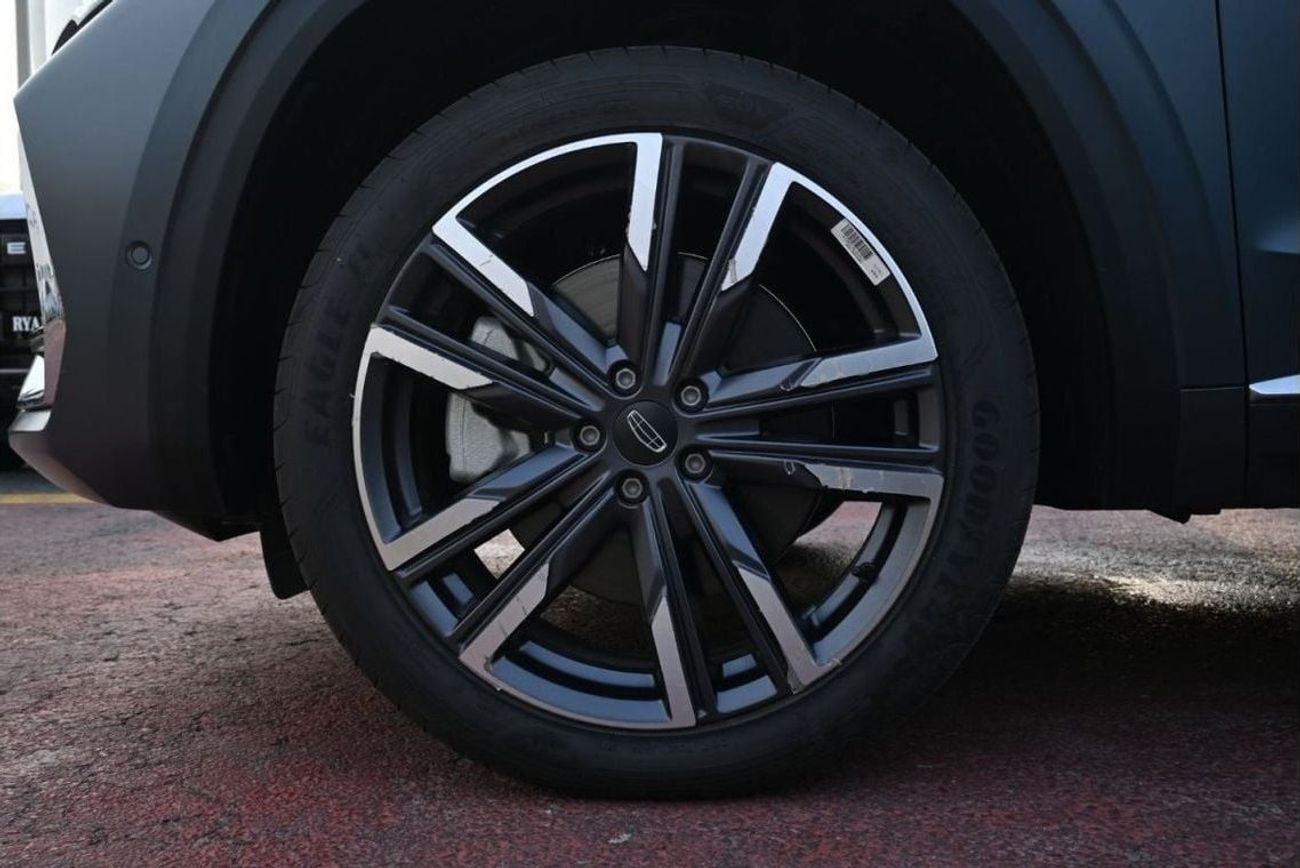 جيلي مونجارو Geely Monjaro 2.0L Turbo, 4WD Petrol, Model 2024 , Color Matt Black