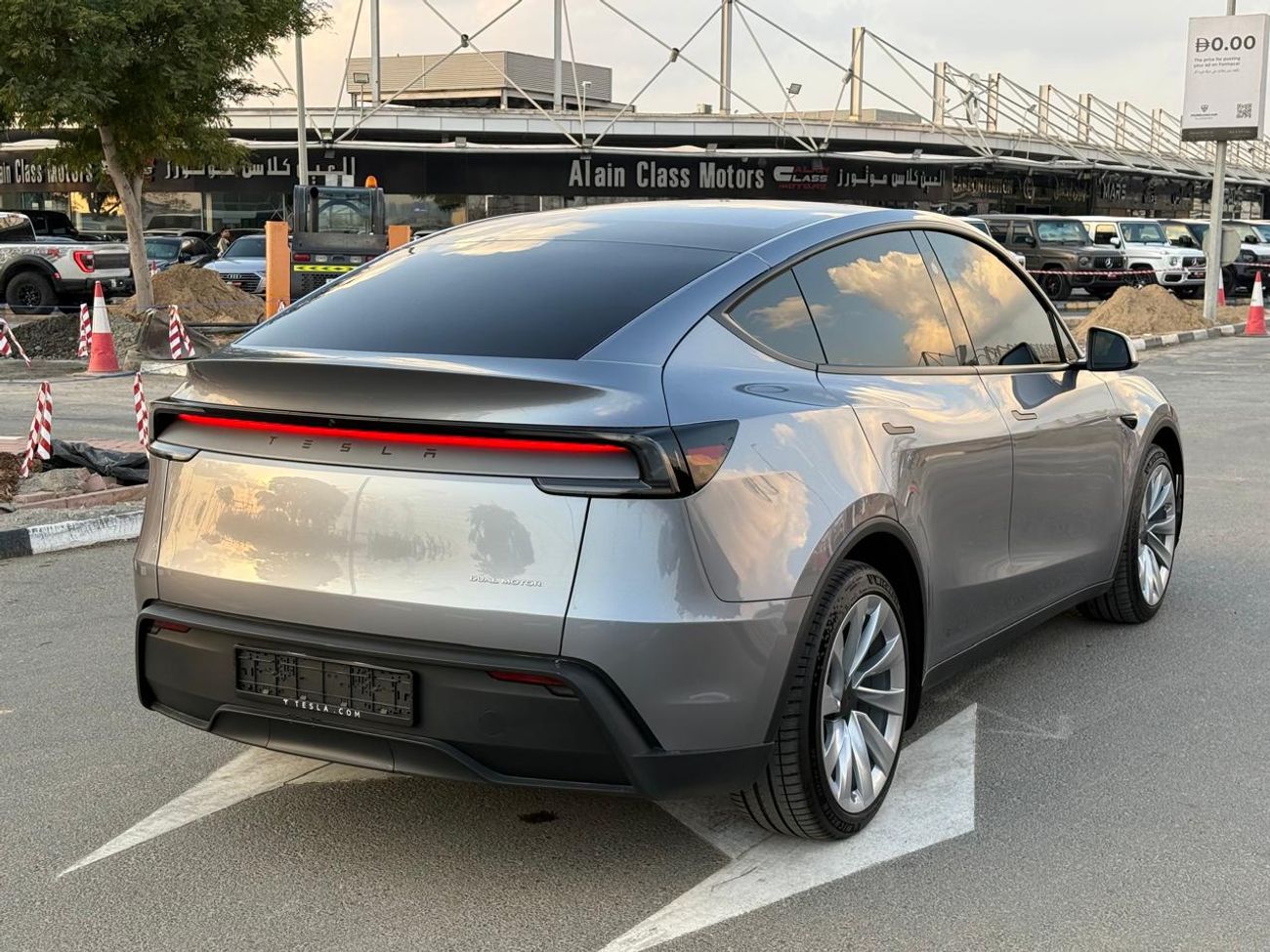 تسلا موديل Y Long Range (AWD)