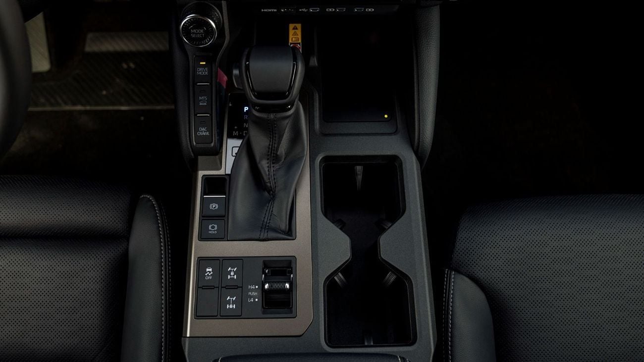 تويوتا برادو FULL OPTION