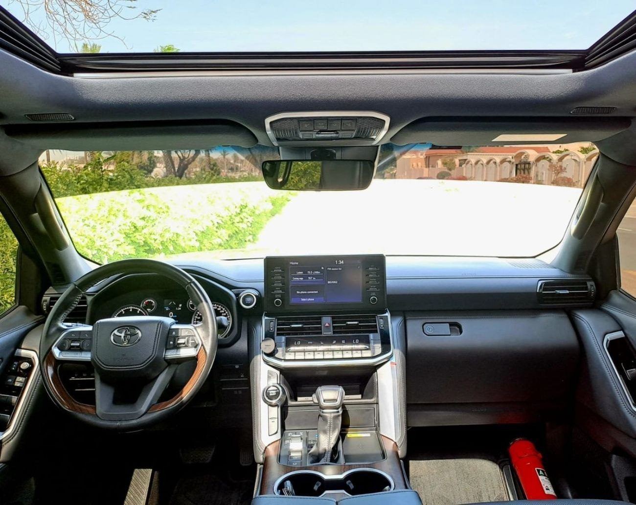 تويوتا لاند كروزر GXR 4.0L 2022 4.0L GCC (3580/-MONTHLY)