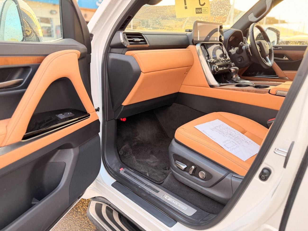 Lexus LX600 VIP