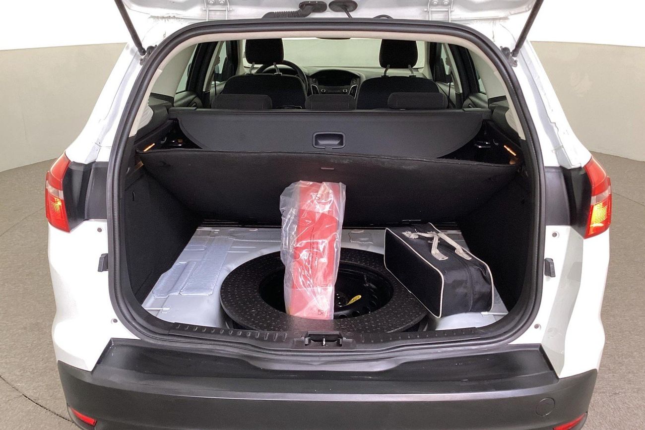 Ford Focus Ambiente | Guaranteed Warranty | 0 Down Payment