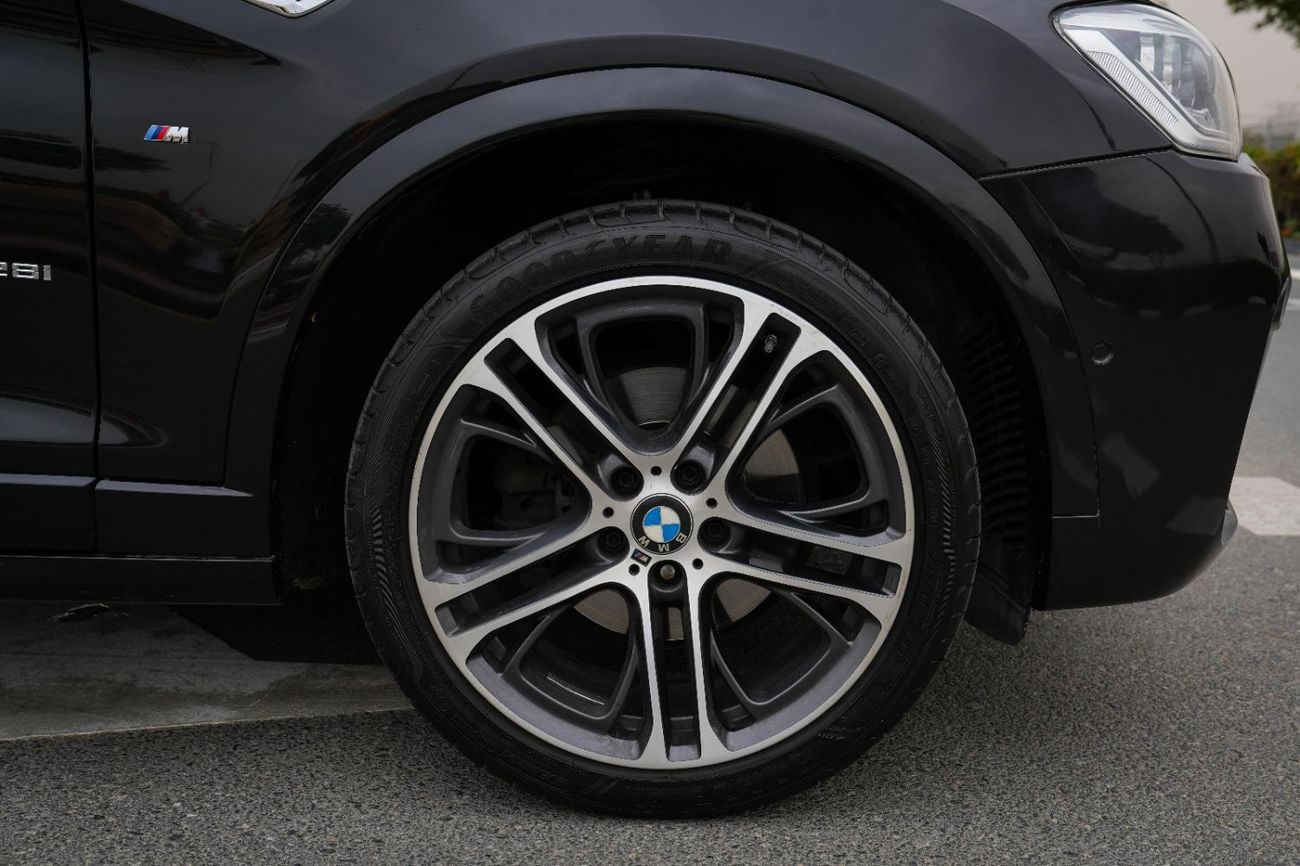 BMW X3 X DRIVE 28I 2017!! GCC SPECS!! WELL MAINTAINED