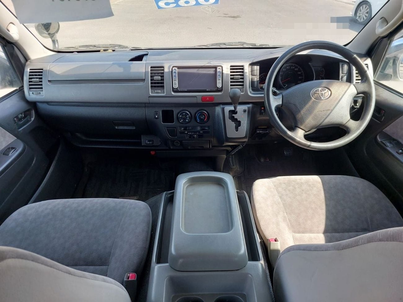تويوتا هاياس (RAMADAN OFFER) TOYOTA HIACE VAN RHD 2005 MODEL 2.0 L PETROL AUTOMATIC(PM26783)