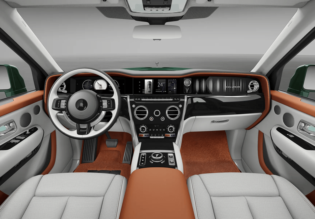 Rolls Royce Cullinan STD In LHD