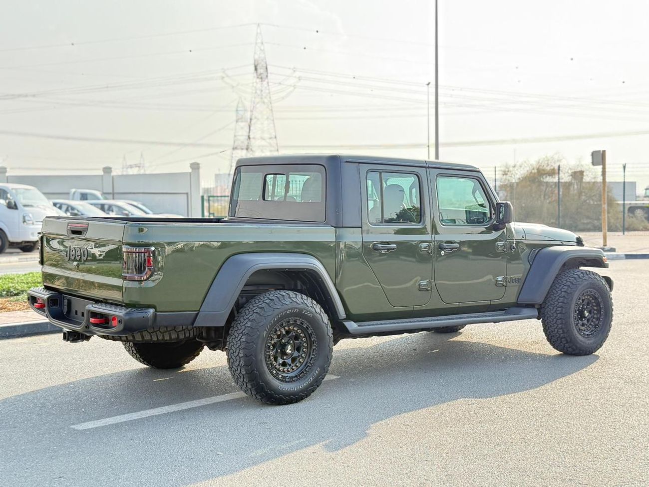 جيب جلادياتور Sport 3.6L