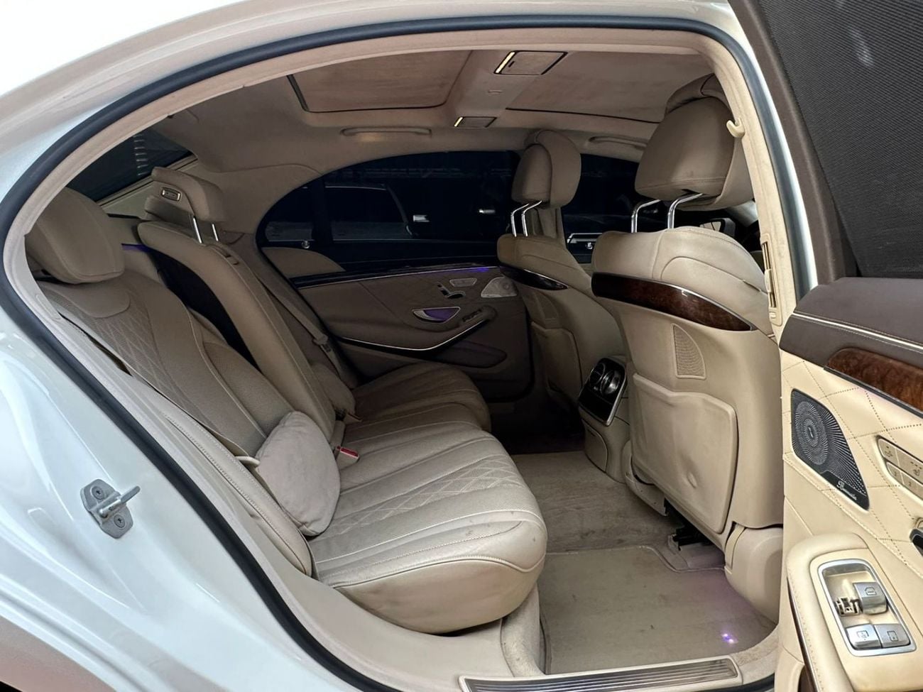 مرسيدس بنز S 550 V8 - 4.7L