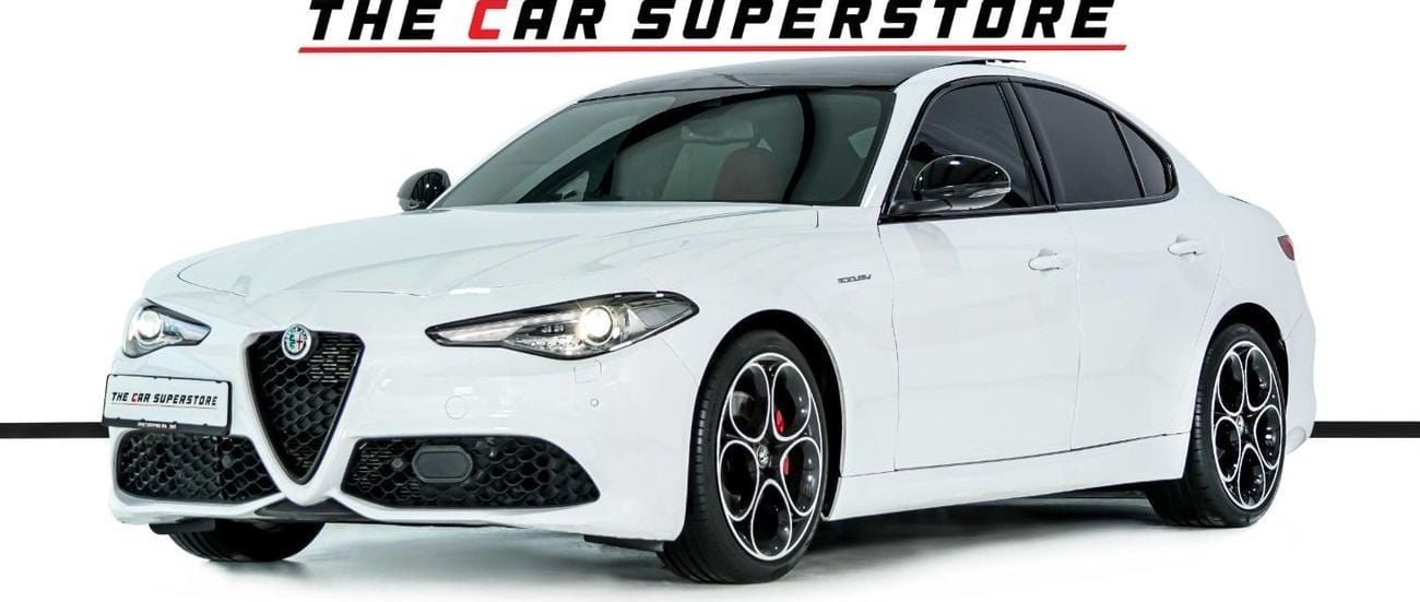 Alfa Romeo Giulia Q2 Veloce-GCC-Gargash Warranty and Service Package-Sports Seats