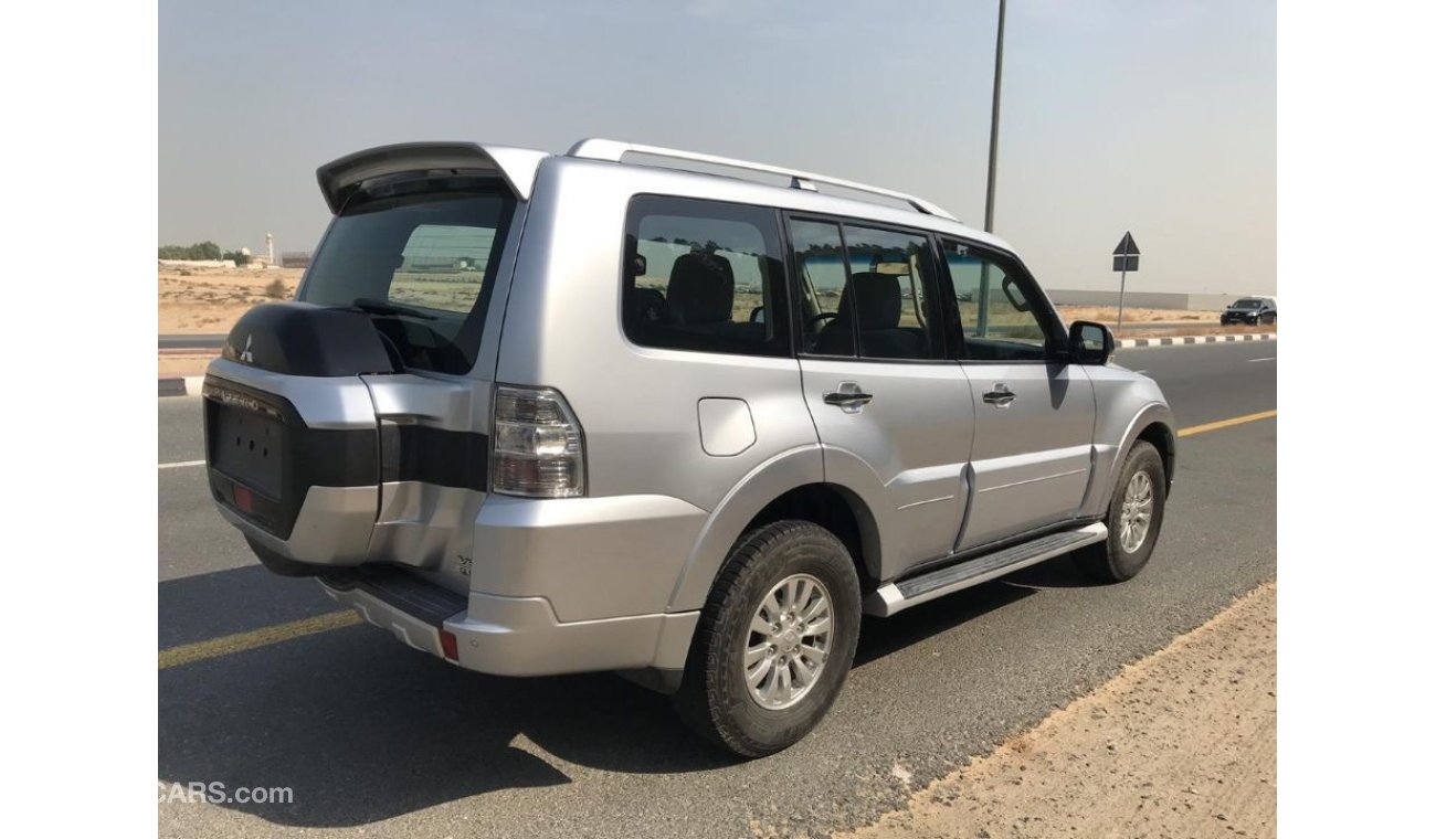 Mitsubishi Pajero Mitsubishi Pajero 2015 gcc very celen car