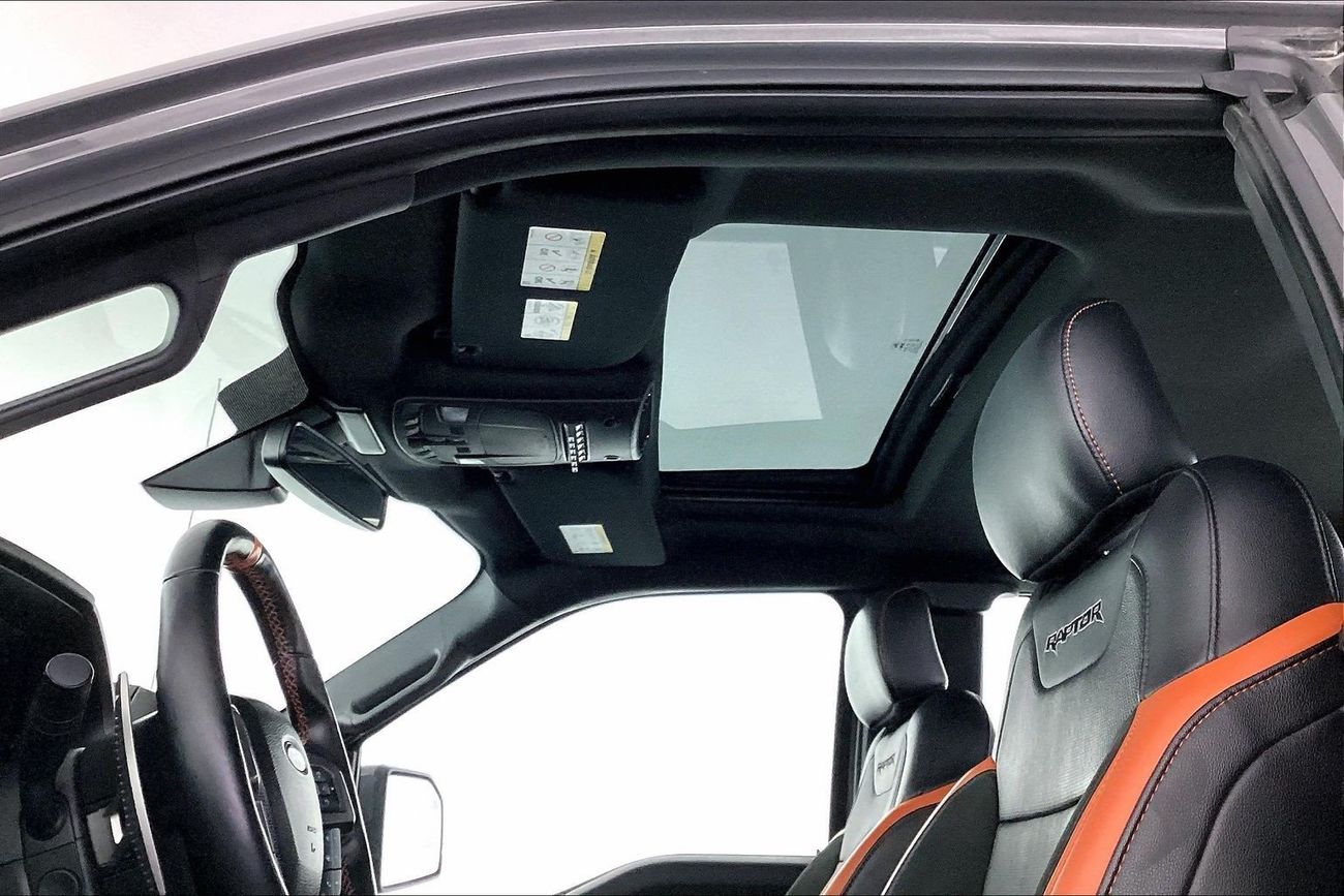 Ford F 150 Raptor Luxury - Super Cab | Guaranteed Warranty | 0 Down Payment