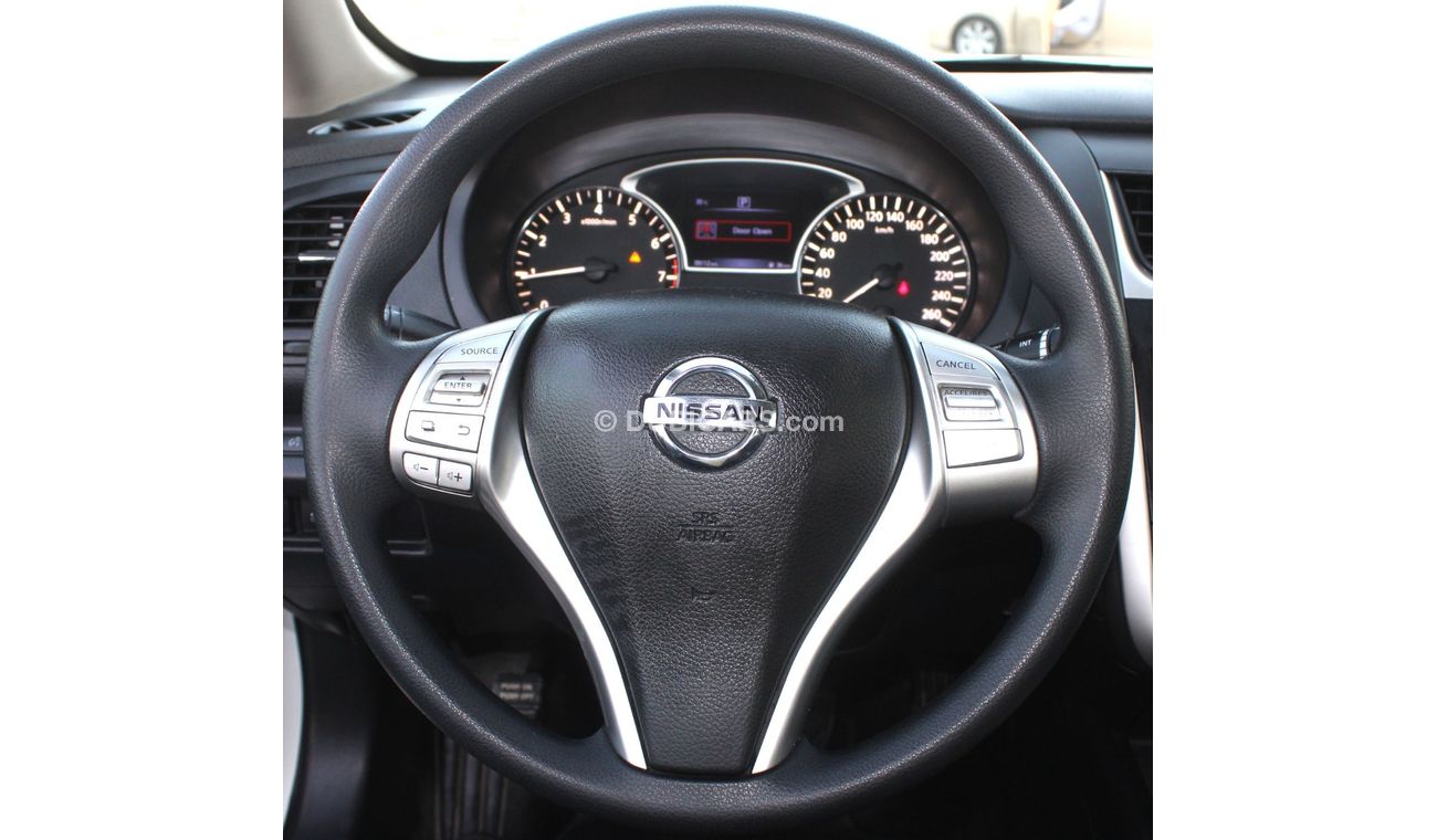 Nissan Altima S NISSAN ALTIMA 2017 WHITE GCC EXCELLENT CONDITION WITHOUT ACCIDENTS