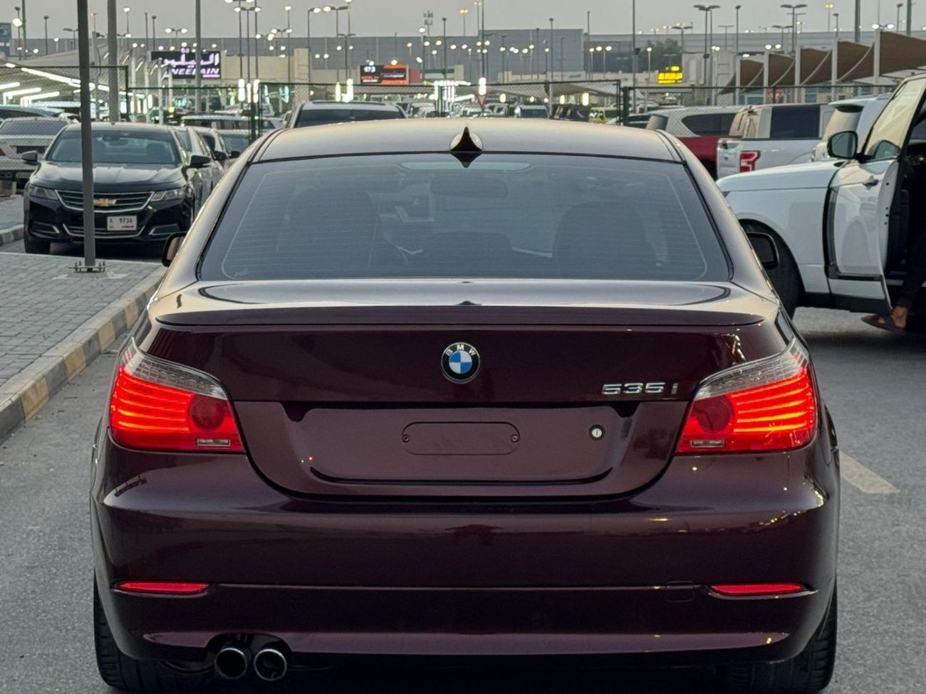 بي أم دبليو 535i السيارة بحالة ممتازة