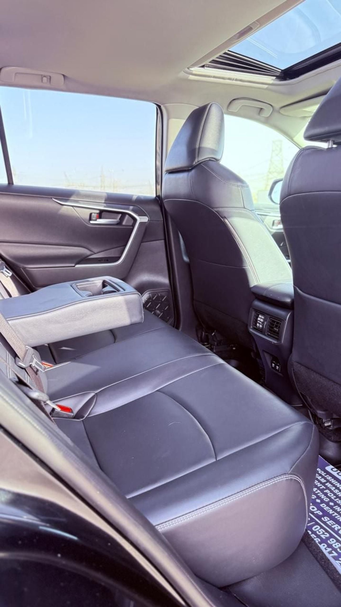 تويوتا راف ٤ XLE Premium  4X4