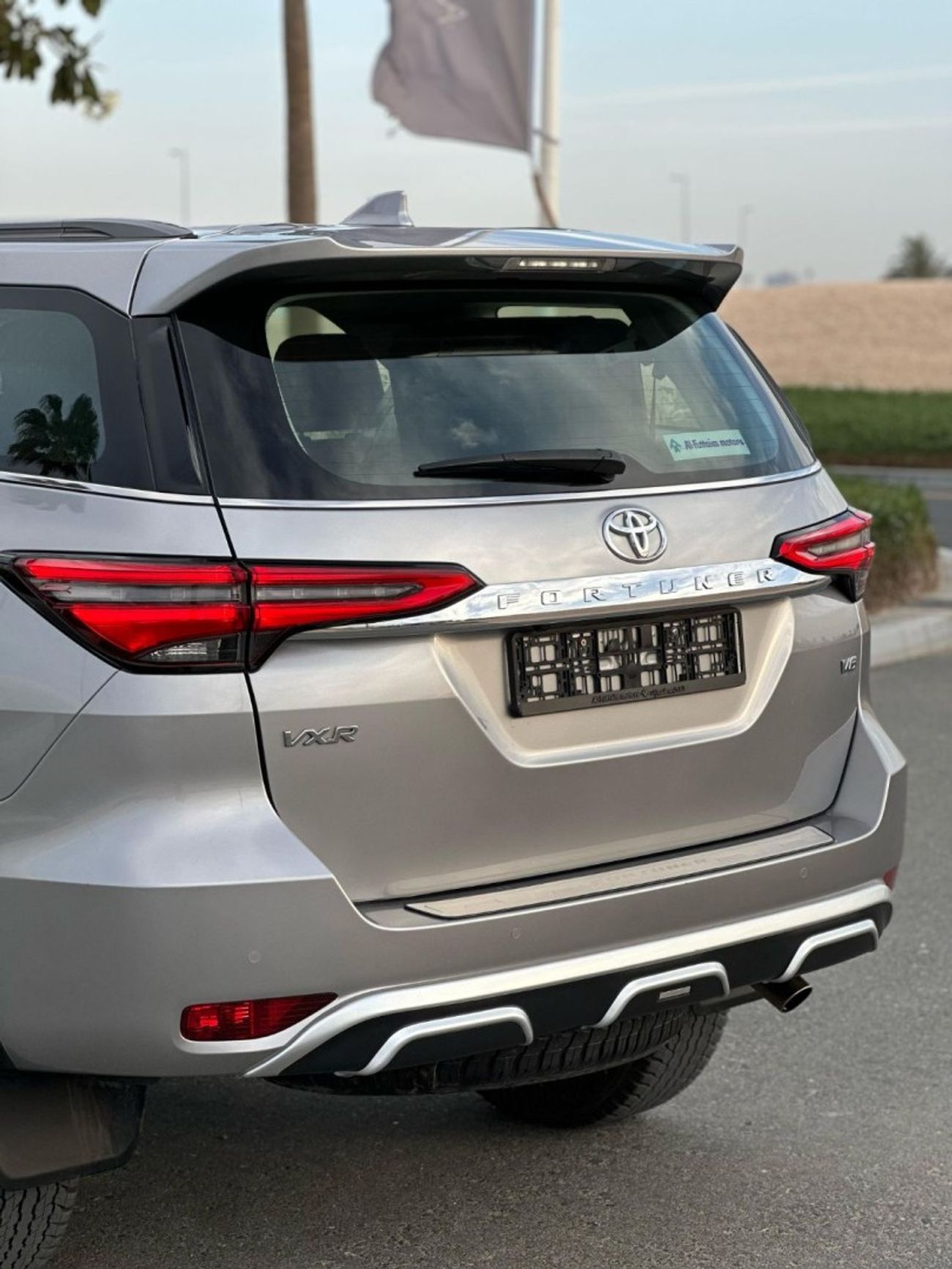 تويوتا فورتونر VXR 4.0L (278 HP)