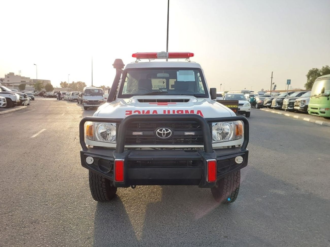 Toyota Land Cruiser TOYOTA LAND CRUISER AMBULANCE SUV RHD 2017 MODEL 4.5 L DIESEL MANUAL(PM07499)