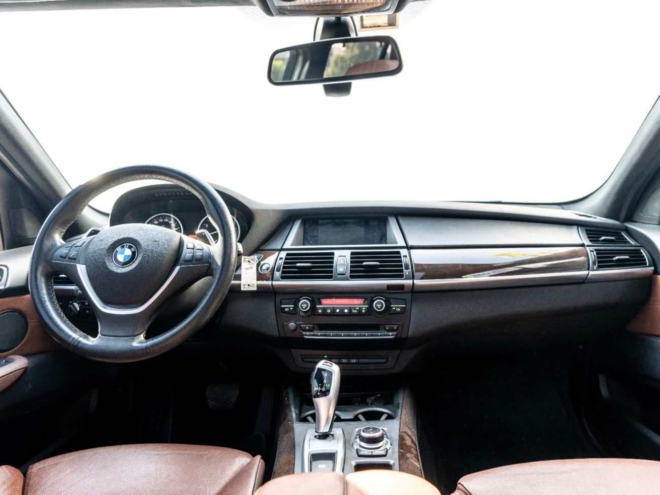 BMW X5 50i Luxury 4.4L (5 Seater)