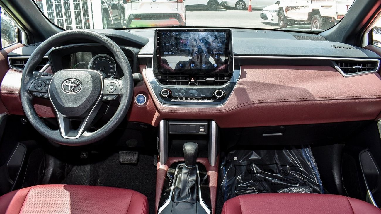 Toyota Corolla Cross 1.8L Hybrid