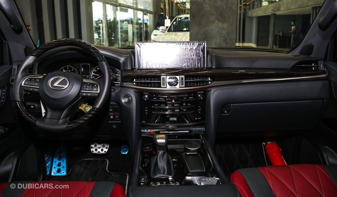 Lexus LX570 Black Edition S