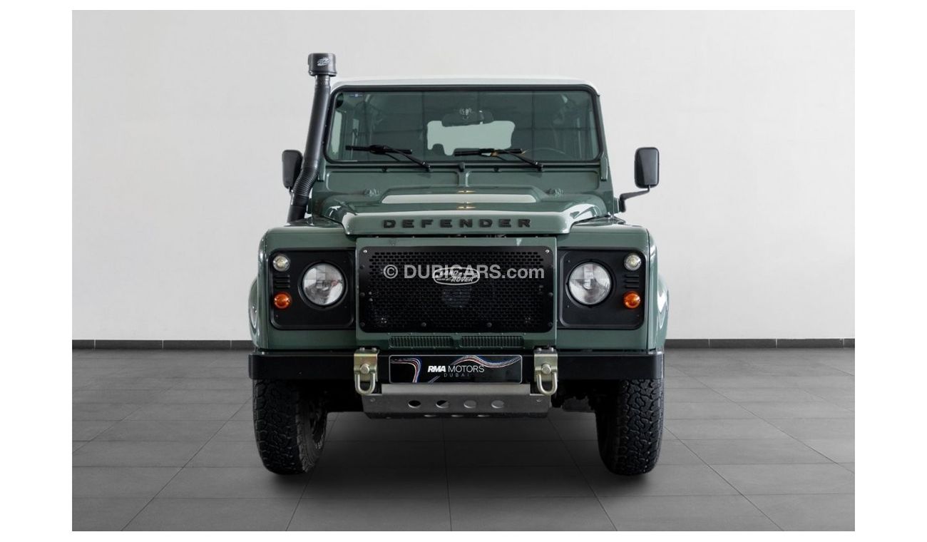 لاند روفر ديفندر 2015 Land Rover Defender 110 Station Wagon / Full Al Tayer Service History / One Owner
