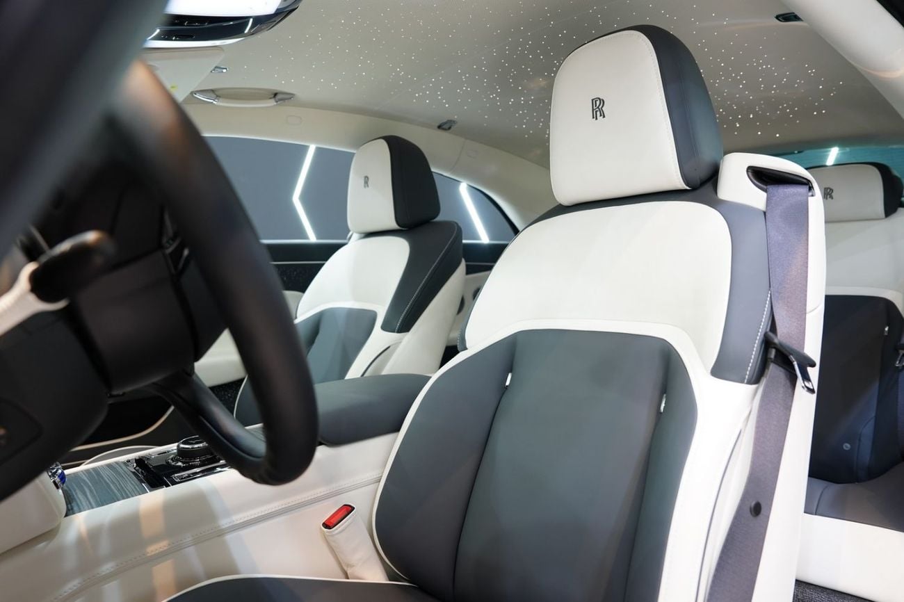 رولز رويس سبيكتر Standard Two-Tone, Bespoke Audio, Starlight, Illuminated Fascia, Dealer Warr + Serv!!