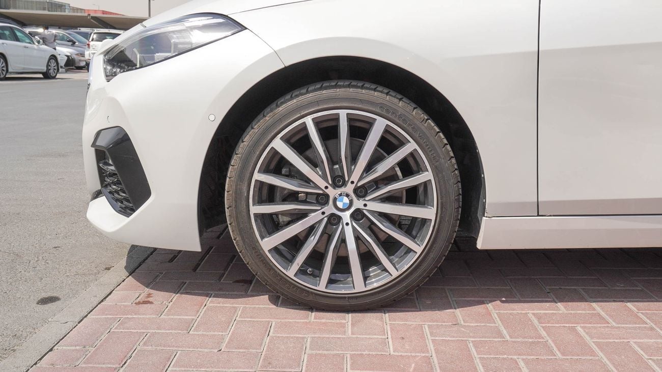 بي أم دبليو 328i XDrive
