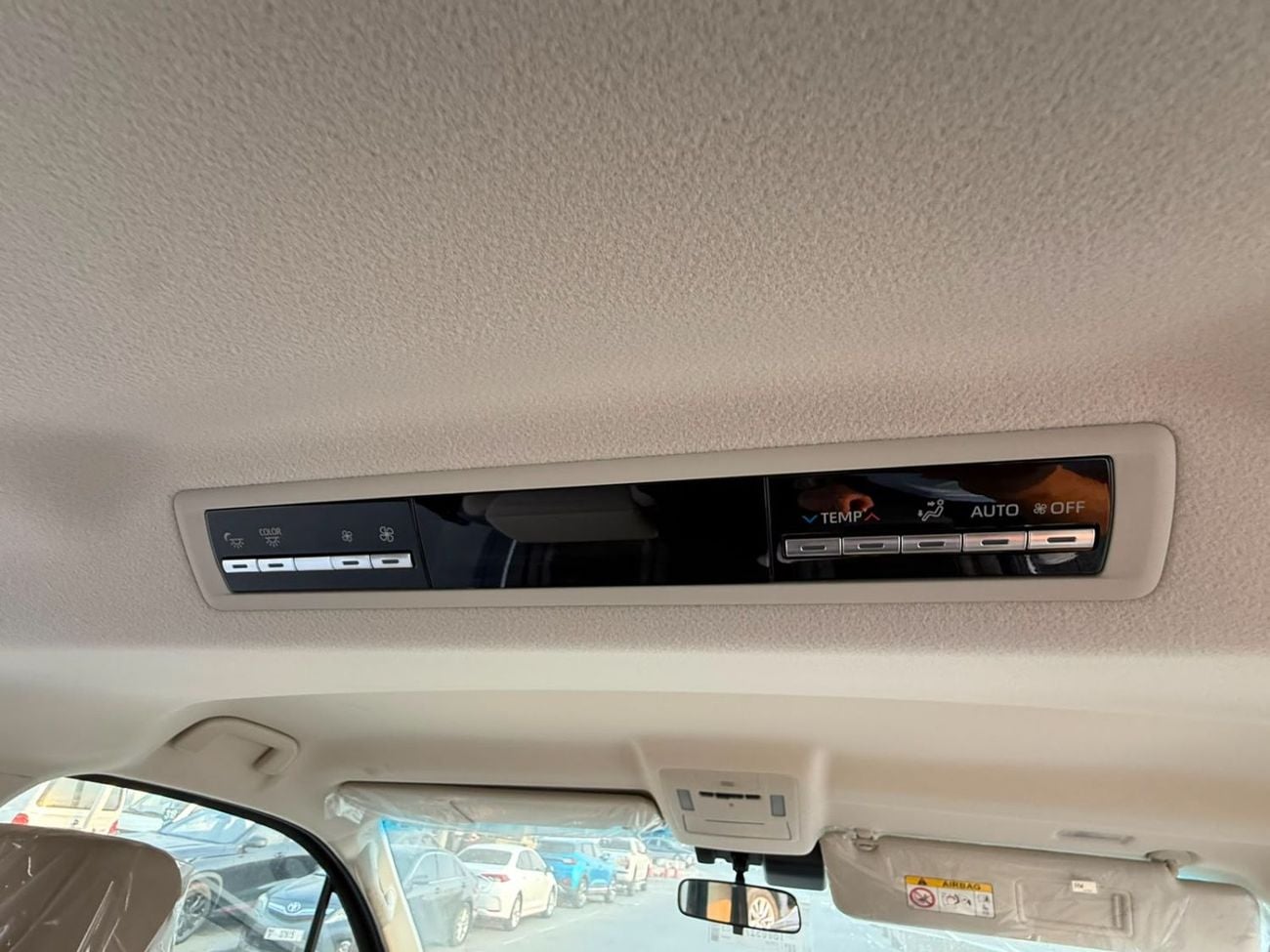 Toyota Granvia PREMIUM