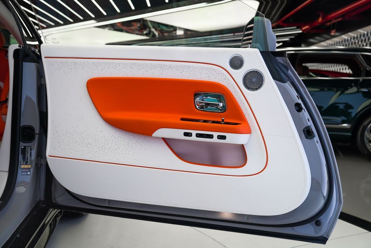 Rolls-Royce Spectre Coupe VENUUM