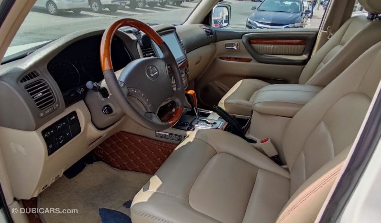 Lexus LX 470 نظيفه جدا خليجي كامل مواصفات