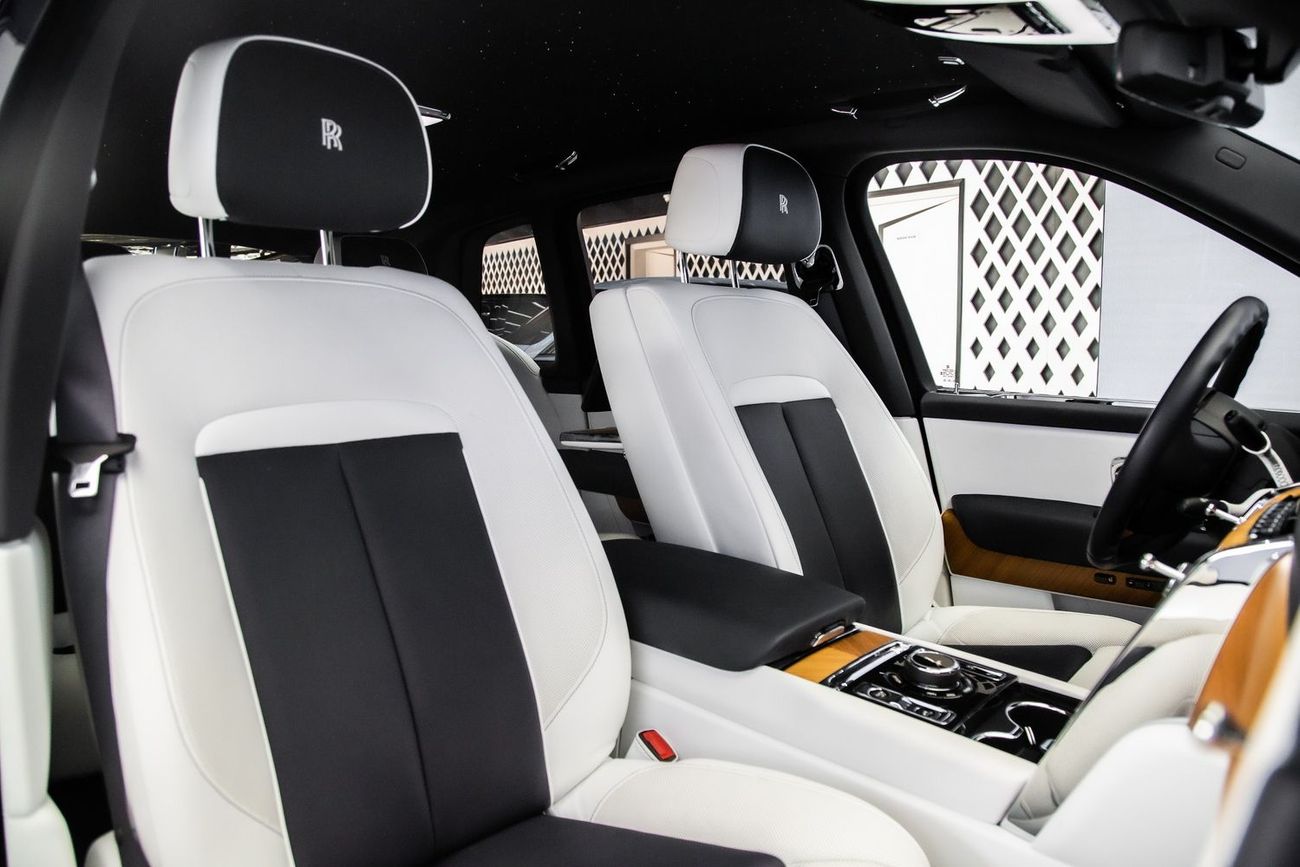 Rolls-Royce Cullinan Rolls Royce Cullinan Black Badge