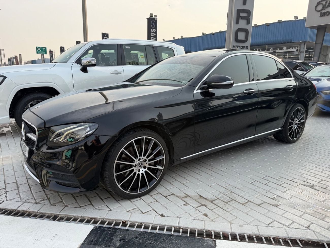 مرسيدس بنز E300 AMG