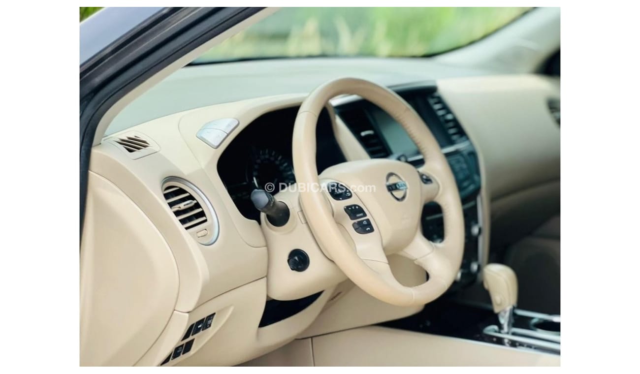 Nissan Pathfinder SL || Sunroof || GCC || 7 seater || Well Maintained || BOOKED !!!