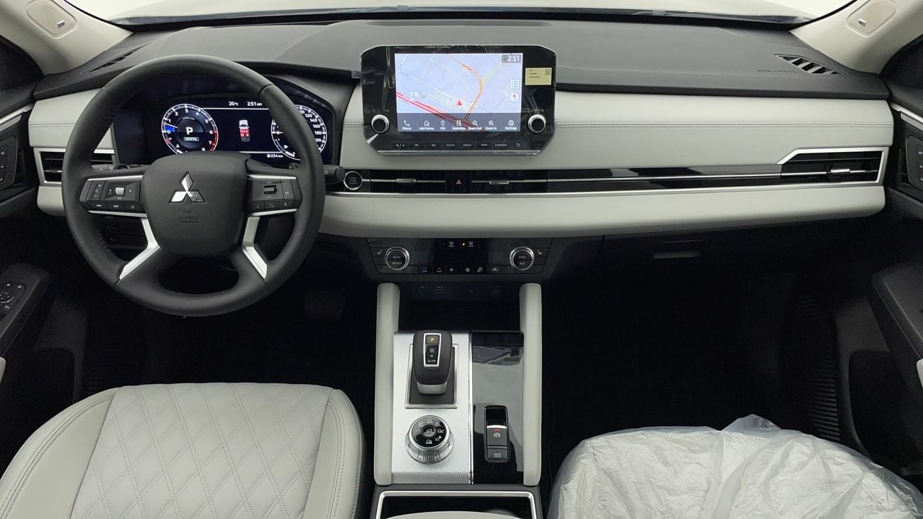 Mitsubishi Outlander PREMIUM 2.5 | Zero Down Payment | Home Test Drive