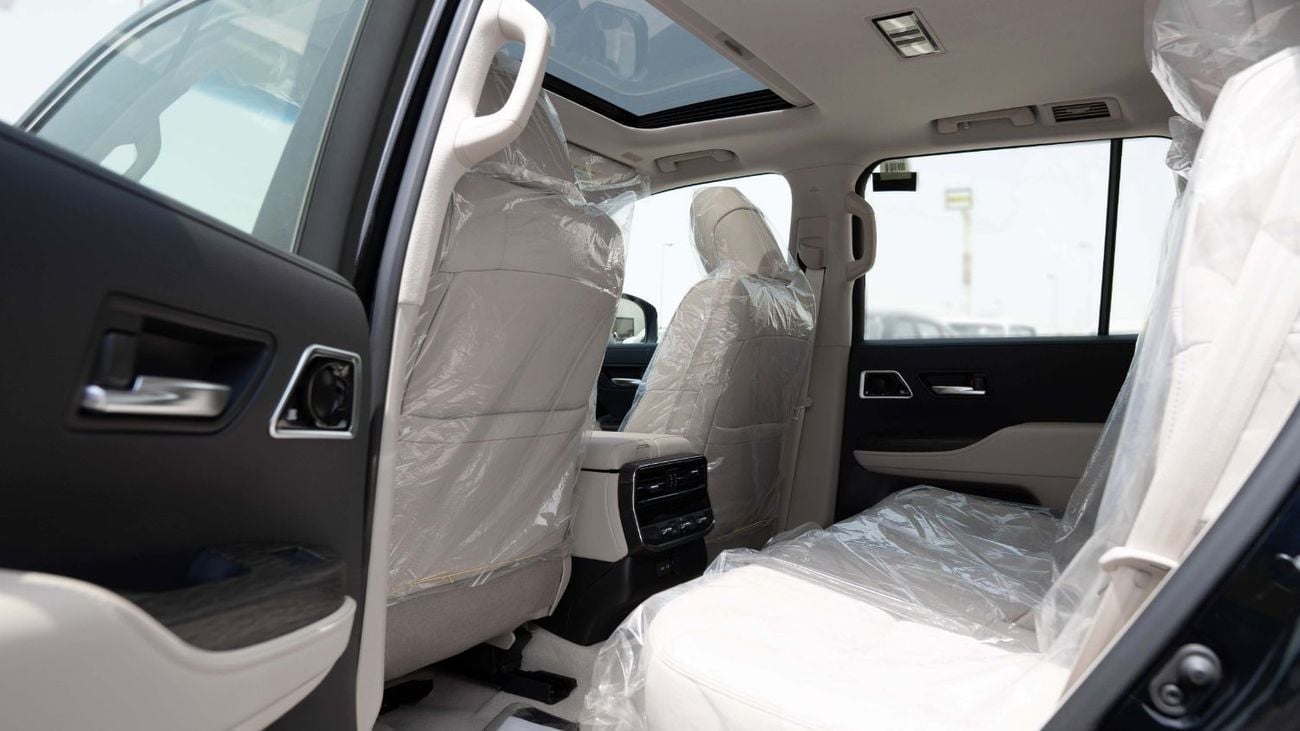 Toyota Land Cruiser 2025 Toyota Land Cruiser VX 4.0L AT Petrol (Black-Beige)