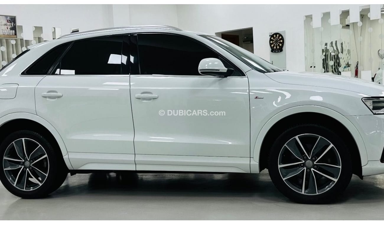 Audi Q3 35 TFSI S-Line GCC .. FSH .. S line .. Perfect Condition .. 4Cyl